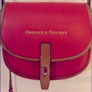 Brand new without tags Dooney and Bourke Field Bag